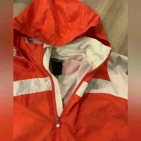 The North Face Windbreaker  women Small - Picture 11 of 14